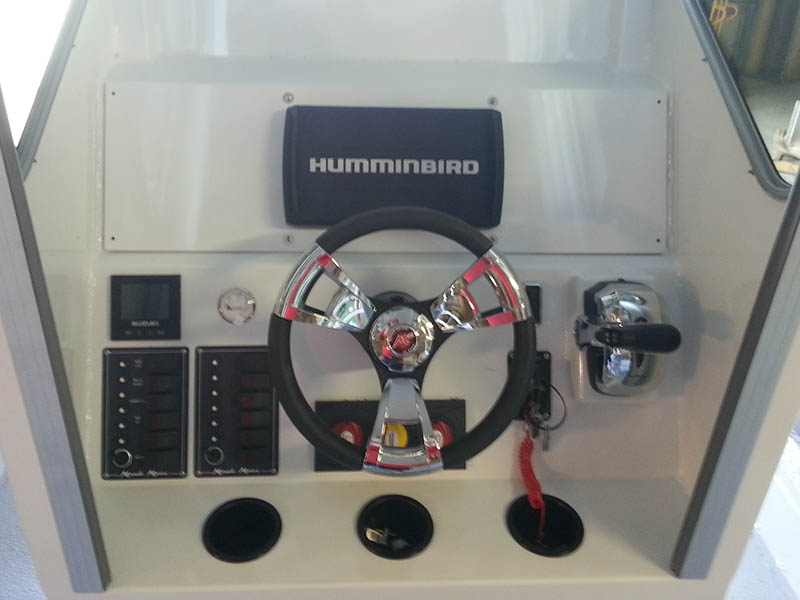 boat steering wheel and console